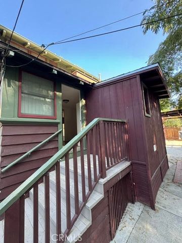 4478 4th Street, Riverside, CA 92501