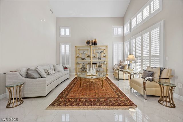 10721 Capesthorne Way, Las Vegas, NV 89135