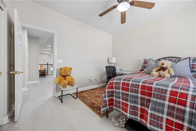 10721 Capesthorne Way, Las Vegas, NV 89135