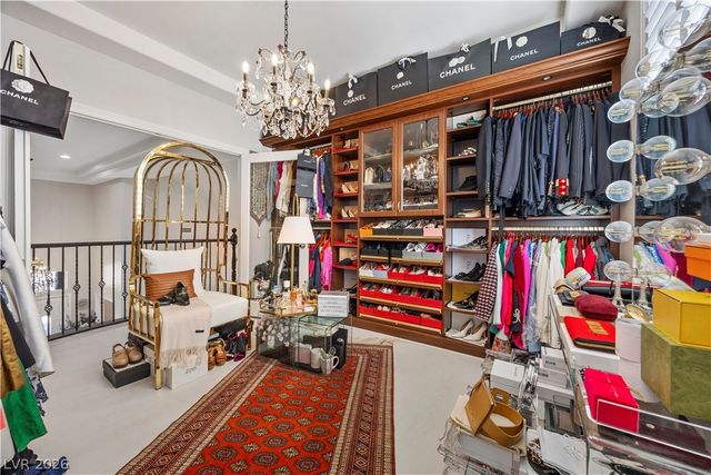 10721 Capesthorne Way, Las Vegas, NV 89135