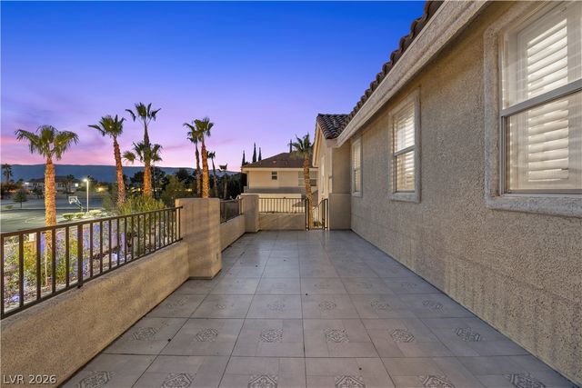 10721 Capesthorne Way, Las Vegas, NV 89135