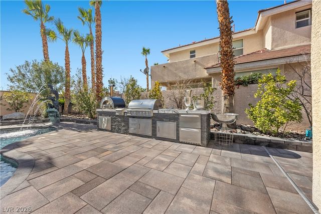 10721 Capesthorne Way, Las Vegas, NV 89135