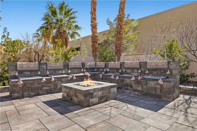 10721 Capesthorne Way, Las Vegas, NV 89135