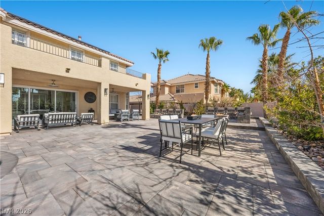 10721 Capesthorne Way, Las Vegas, NV 89135