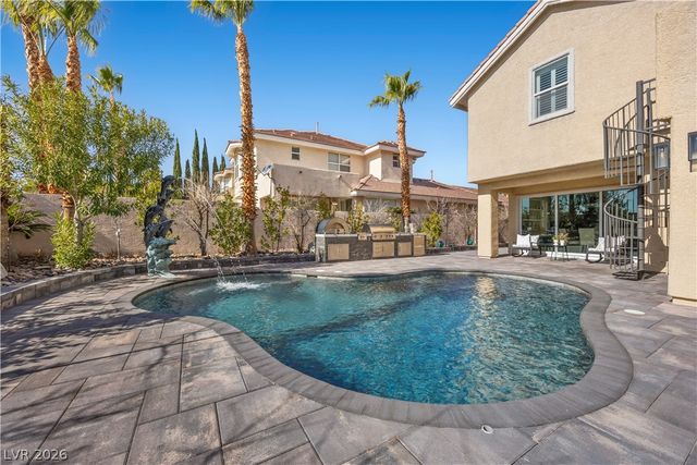 10721 Capesthorne Way, Las Vegas, NV 89135