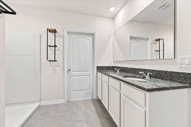 2934 LONG POND DRIVE, Lakeland, FL 33811
