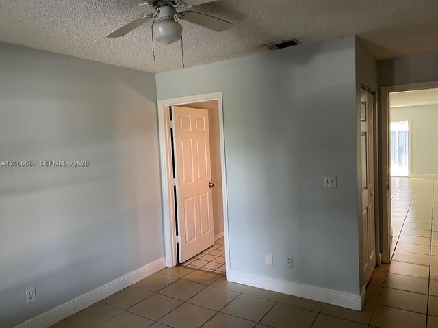 738 SW 9th St, Florida City, FL 33034