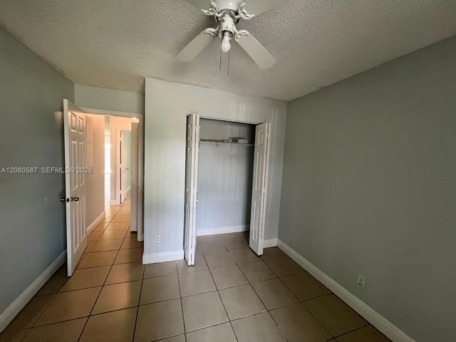 738 SW 9th St, Florida City, FL 33034