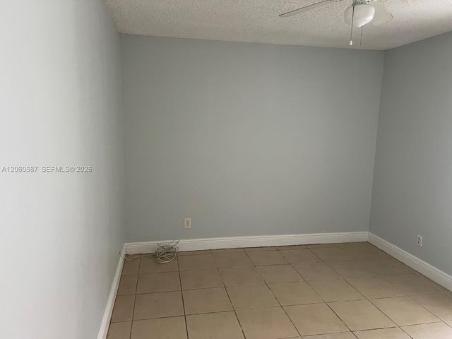 738 SW 9th St, Florida City, FL 33034