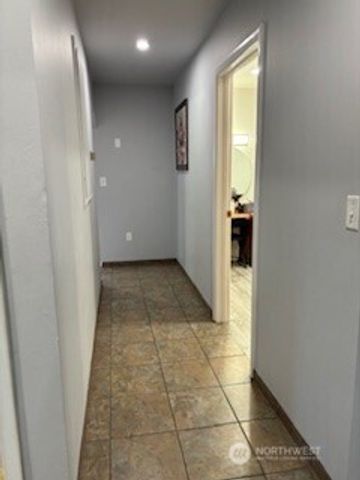 426 E Brown Avenue, Moses Lake, WA 98837