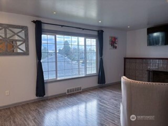 426 E Brown Avenue, Moses Lake, WA 98837