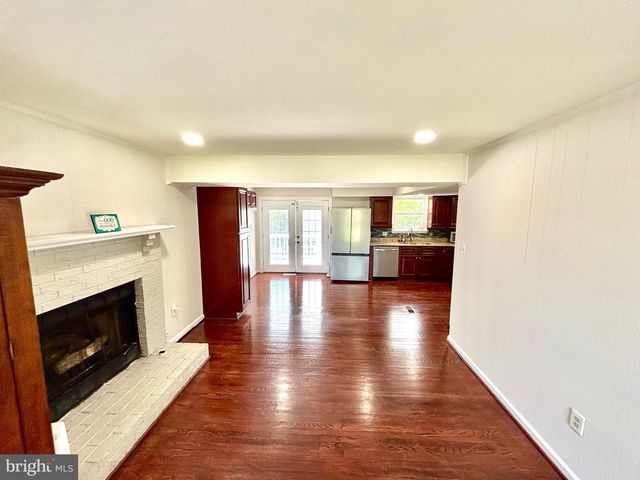 6012 PEPCO CT, Woodbridge, VA 22193
