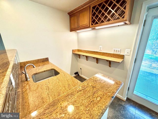 6012 PEPCO CT, Woodbridge, VA 22193