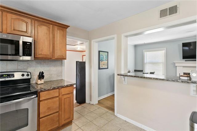 217 W 96th Terrace, Kansas City, MO 64114