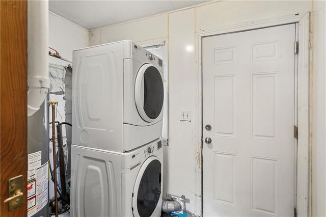 217 W 96th Terrace, Kansas City, MO 64114