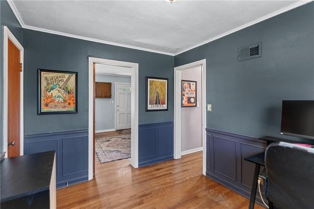 217 W 96th Terrace, Kansas City, MO 64114