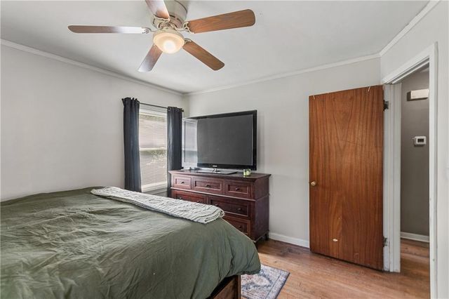 217 W 96th Terrace, Kansas City, MO 64114