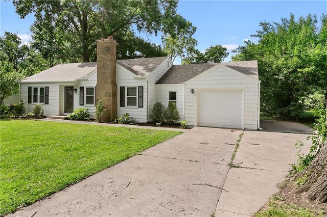 217 W 96th Terrace, Kansas City, MO 64114