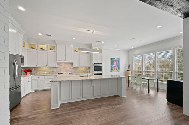 42387 Greens View Dr, Gonzales, LA 70737