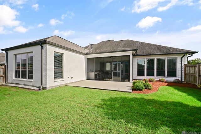 42387 Greens View Dr, Gonzales, LA 70737