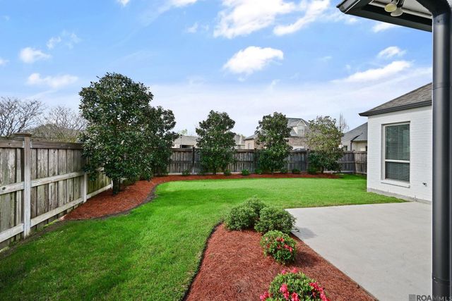 42387 Greens View Dr, Gonzales, LA 70737