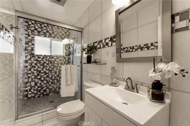 7726 W 79th, Playa Del Rey, CA 90293