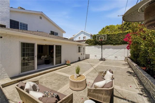 7726 W 79th, Playa Del Rey, CA 90293