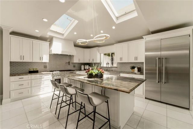 7726 W 79th, Playa Del Rey, CA 90293