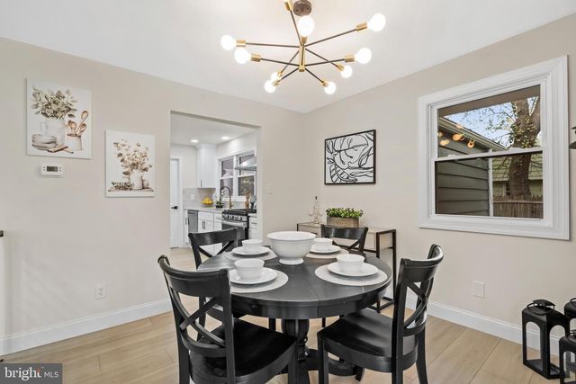 308 KENWOOD DR, Moorestown, NJ 08057