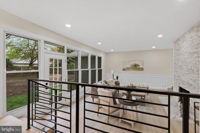 308 KENWOOD DR, Moorestown, NJ 08057
