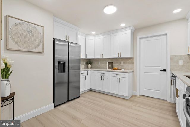 308 KENWOOD DR, Moorestown, NJ 08057