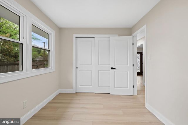 308 KENWOOD DR, Moorestown, NJ 08057