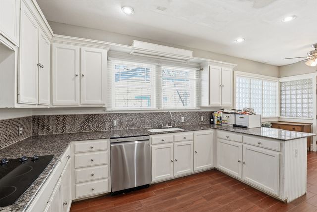 1409 Virginia Place, Fort Worth, TX 76107