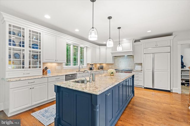 3939 N WAKEFIELD ST, Arlington, VA 22207