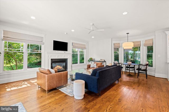 3939 N WAKEFIELD ST, Arlington, VA 22207