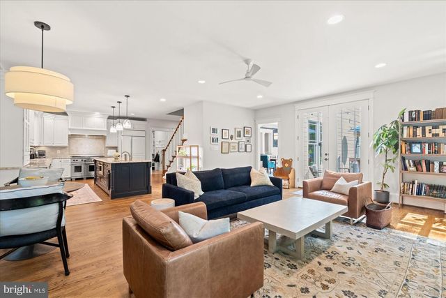3939 N WAKEFIELD ST, Arlington, VA 22207