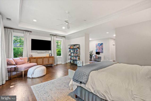 3939 N WAKEFIELD ST, Arlington, VA 22207