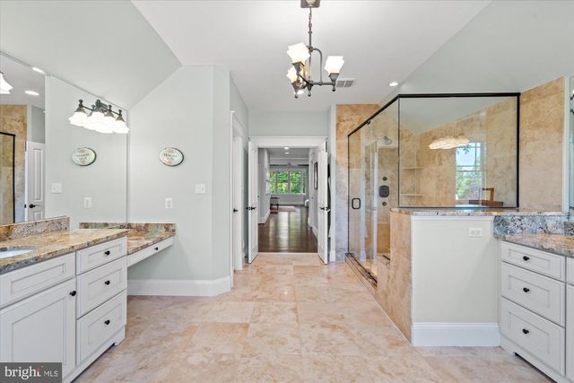 3939 N WAKEFIELD ST, Arlington, VA 22207