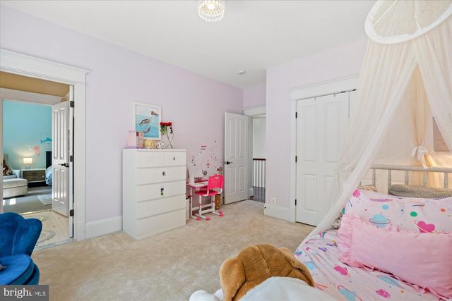 3939 N WAKEFIELD ST, Arlington, VA 22207