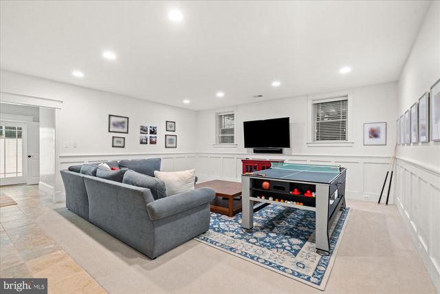 3939 N WAKEFIELD ST, Arlington, VA 22207