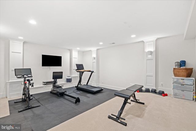 3939 N WAKEFIELD ST, Arlington, VA 22207