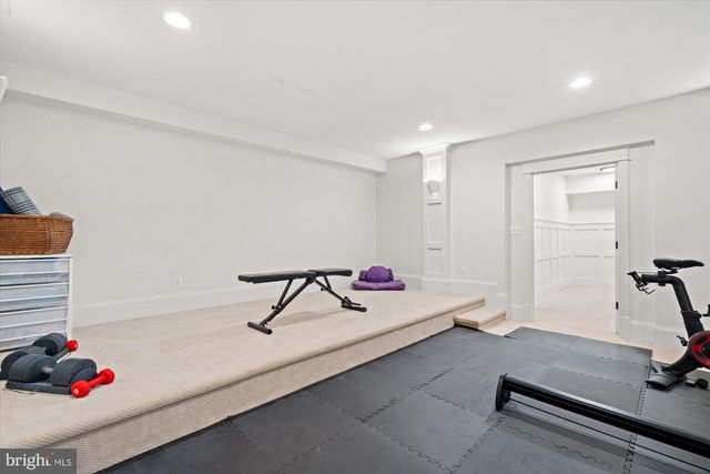 3939 N WAKEFIELD ST, Arlington, VA 22207