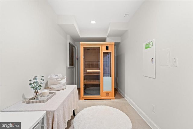 3939 N WAKEFIELD ST, Arlington, VA 22207