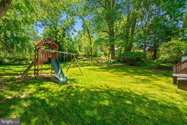 3939 N WAKEFIELD ST, Arlington, VA 22207