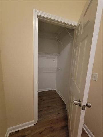 1806 Shiloh Valley Court NW, Kennesaw, GA 30144