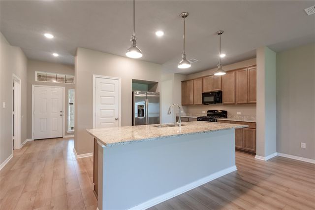 3722 Sage Lane, Huntsville, TX 77340