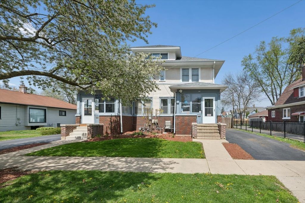 362 Evans Avenue, Aurora, IL 60505