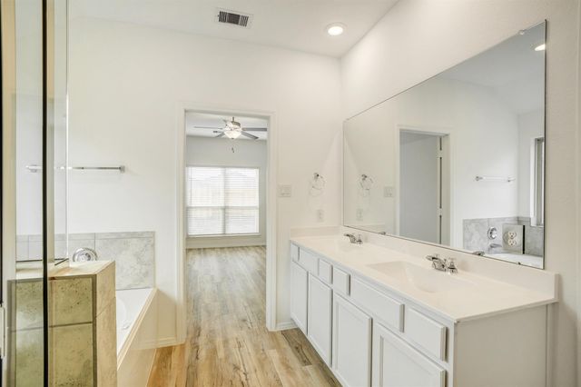 3719 Mccrary Falls Way, Richmond, TX 77406