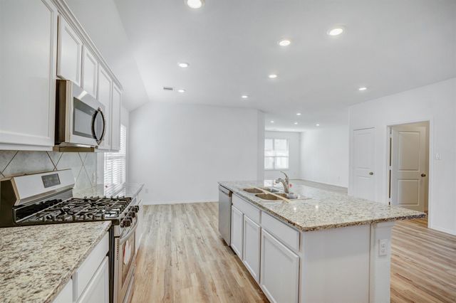 3719 Mccrary Falls Way, Richmond, TX 77406