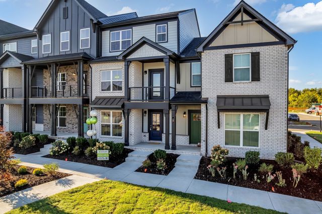 610 Granbury Pvt Drive, Hendersonville, TN 37075